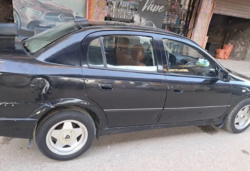 Car image 2