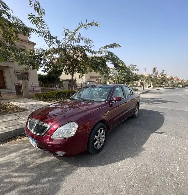 Car image 3