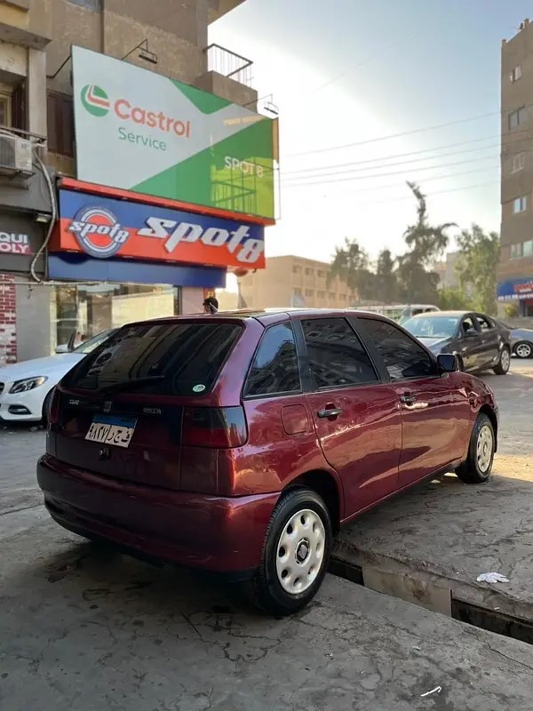 Car image 2