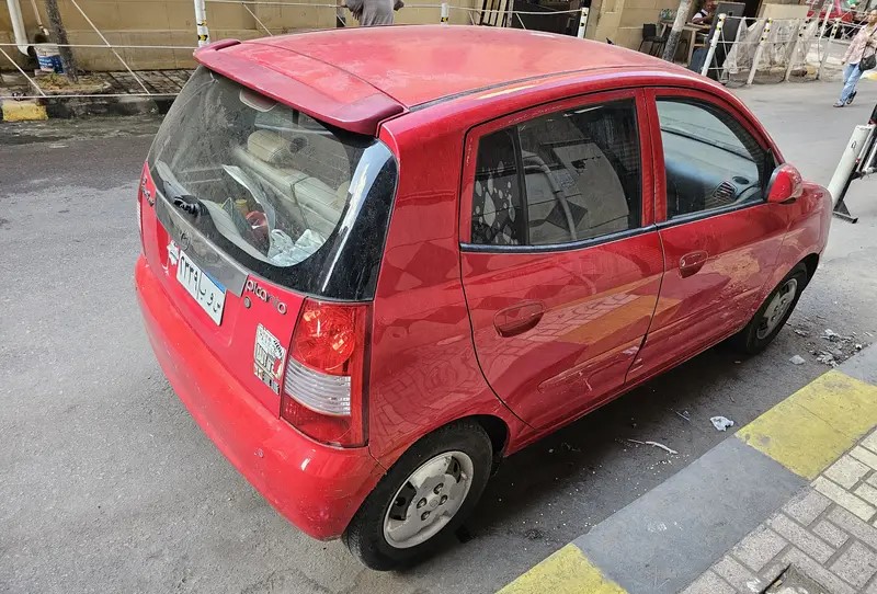 Car image 2