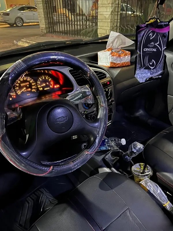 Car image 2