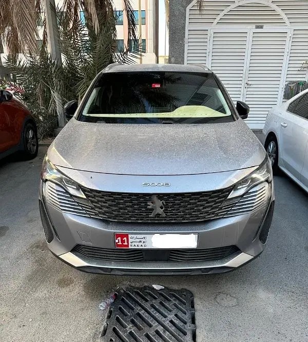 Car image 2